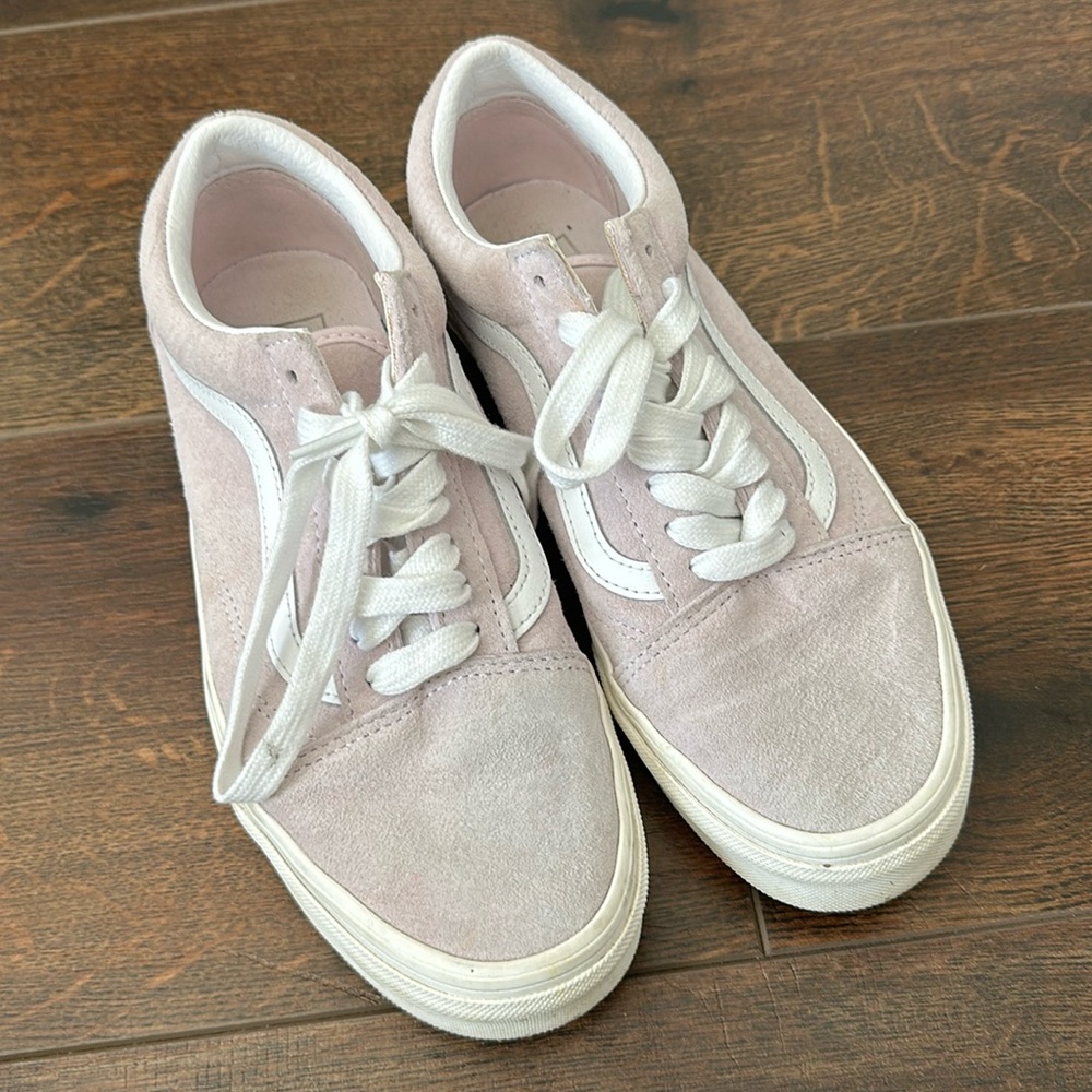 Lilac Suede Vans women size 8.5